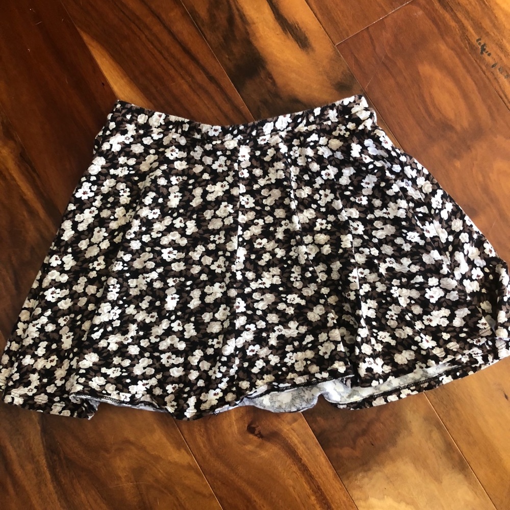 La hearts skater skirt